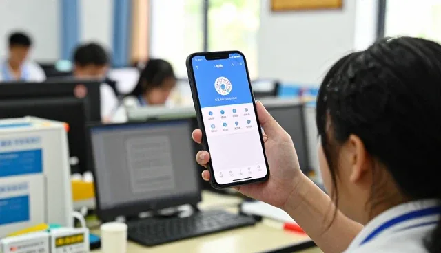 域名小程序怎么做得更稳:网络一线经验